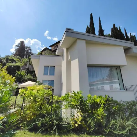 Garda Villa