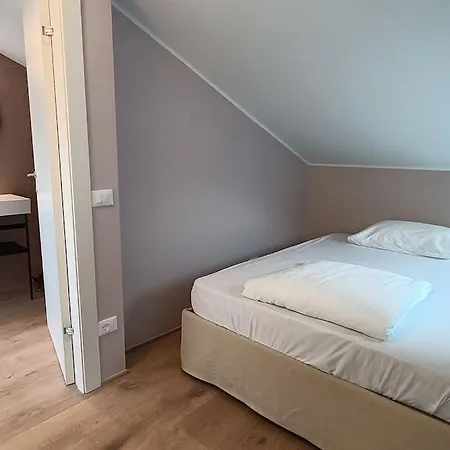 Garda Villa